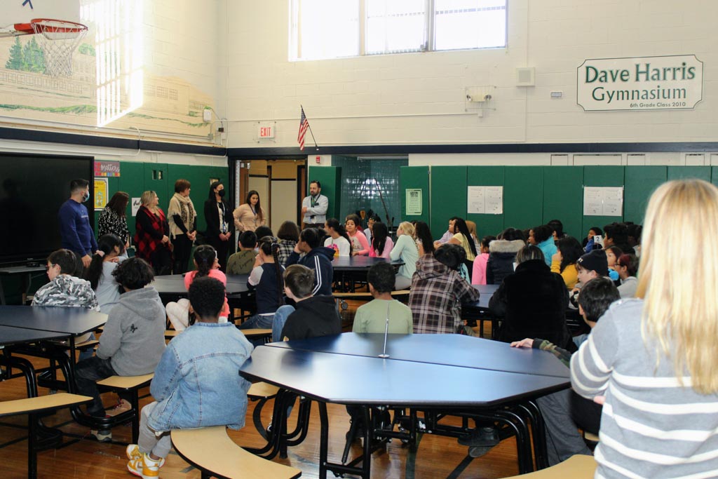 New Windsor 5th Graders Learn about Middle School Expectations